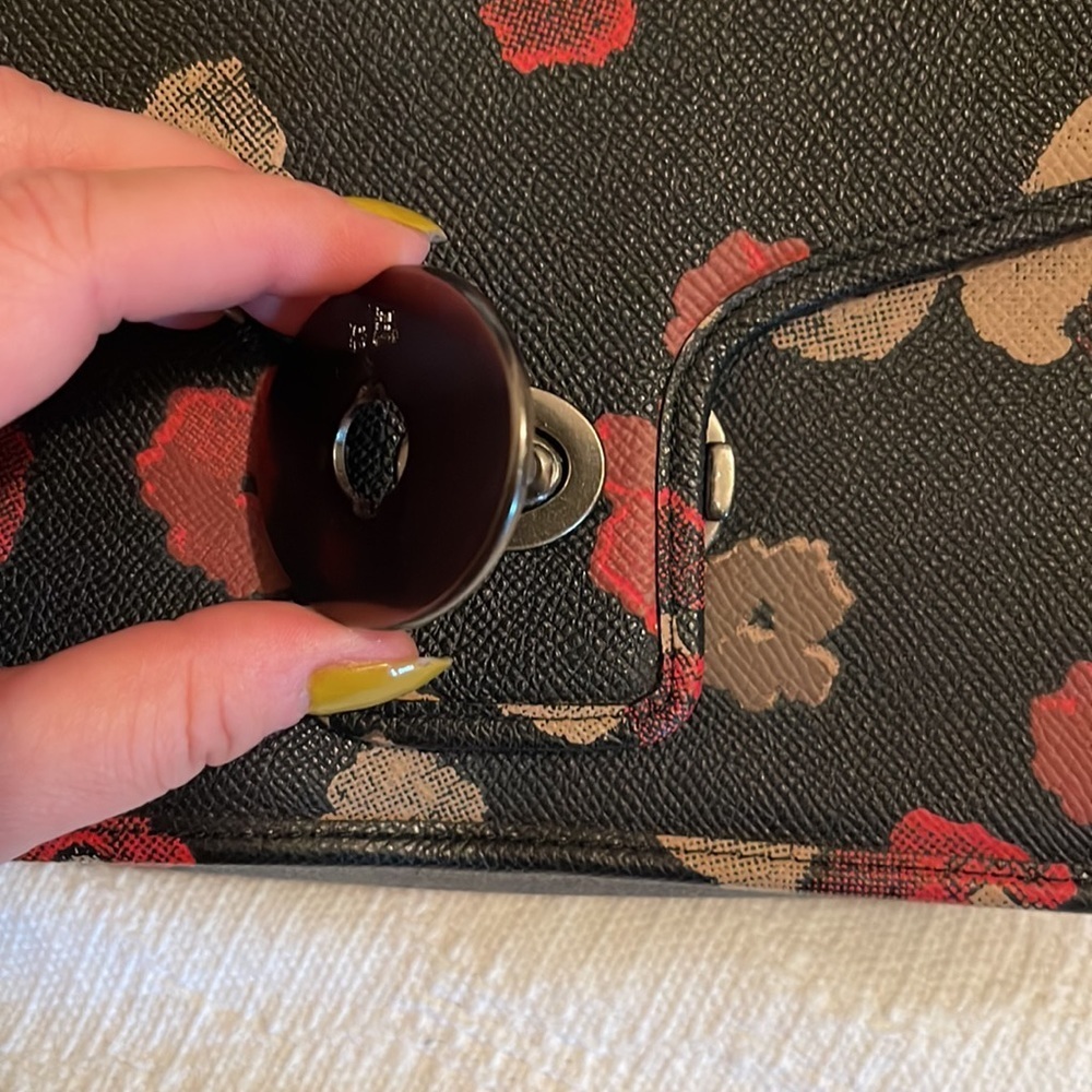 COACH -Page leather saddle bag in black floral - 33615 - NWT❤️ - Picture 4 of 12